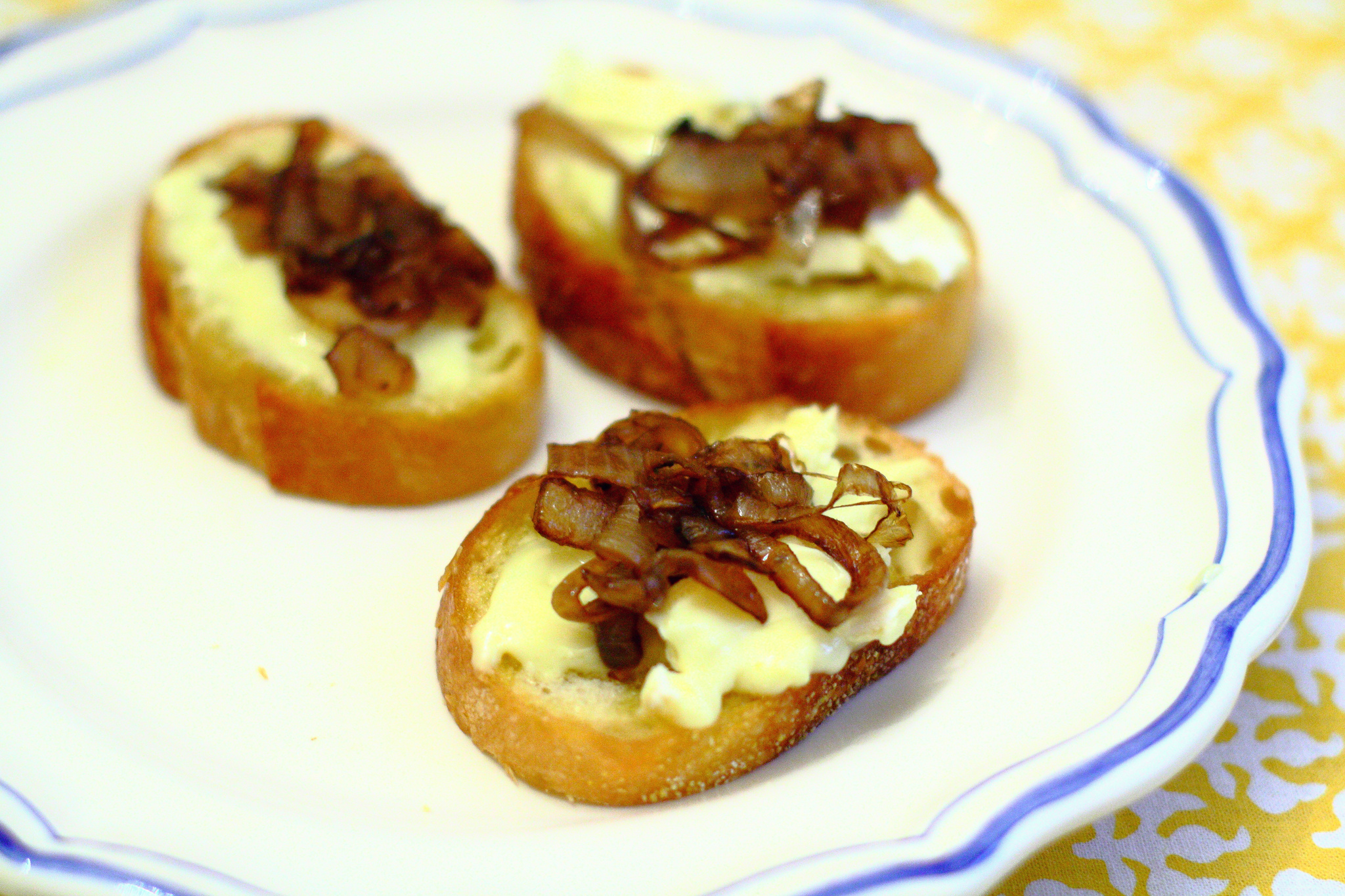 Goat Cheese and Caramelized Onion Crostini