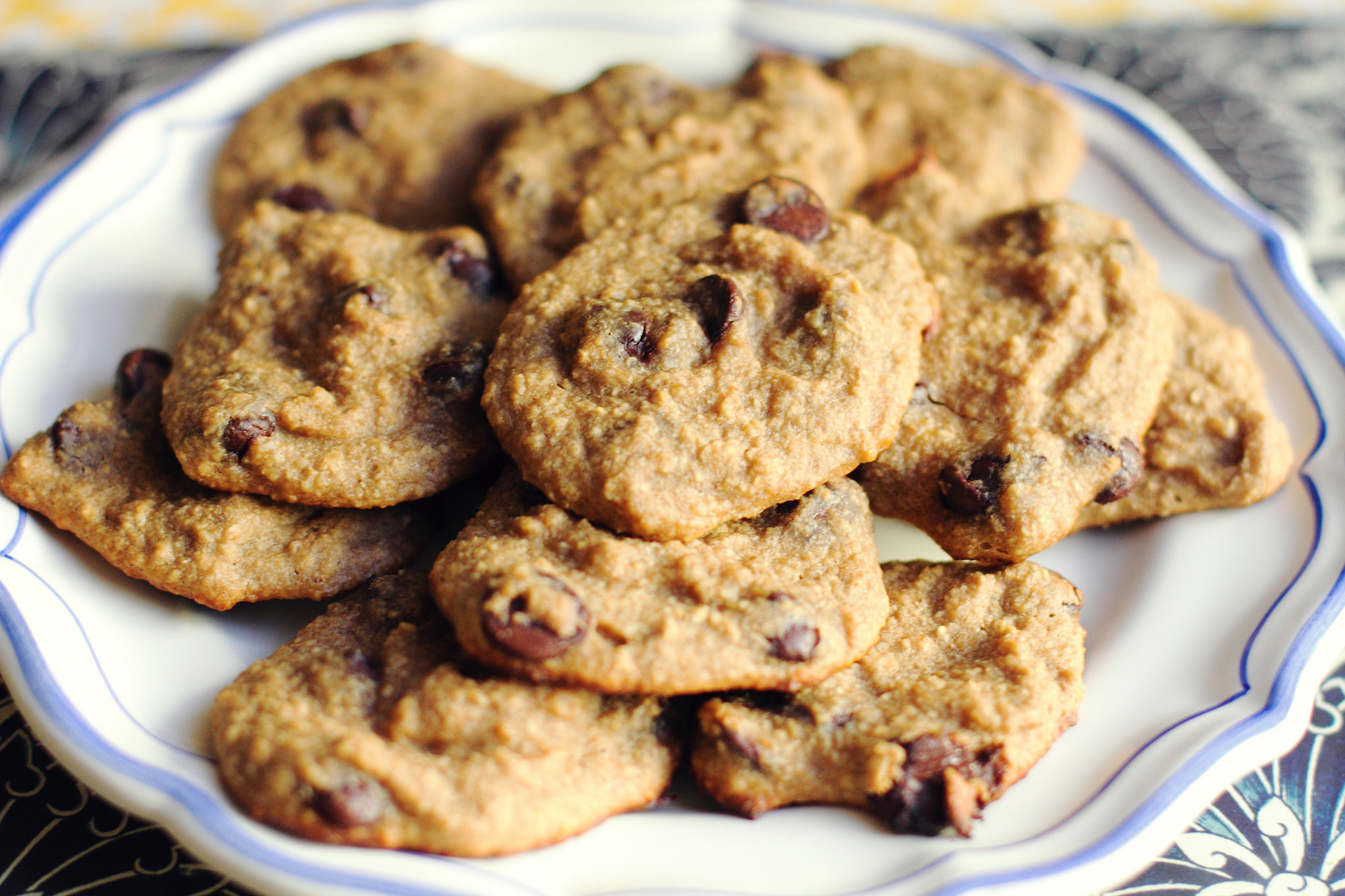 Healthy Banana Chocolate Chip Cookies