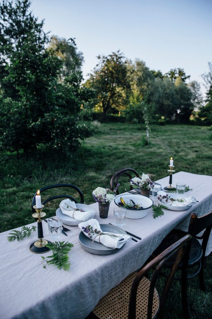 dining alfresco