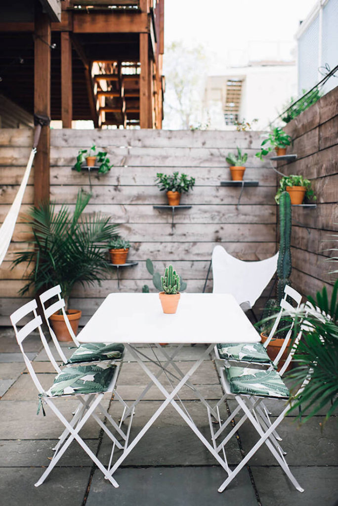 outdoor dining area