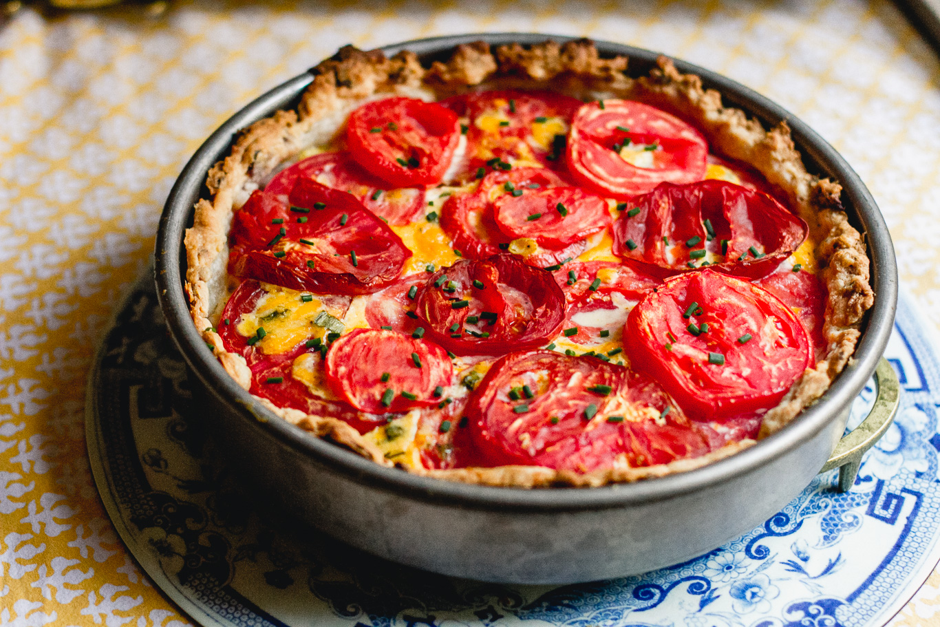 Tomato, Bacon, and Cheddar Pie