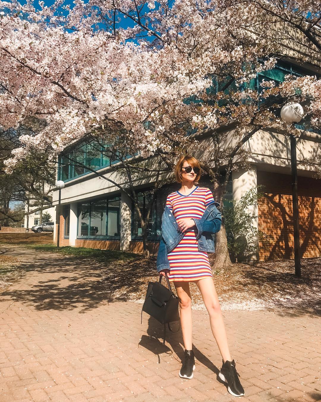 '90s ribbed dress and Puma Muse sneakers