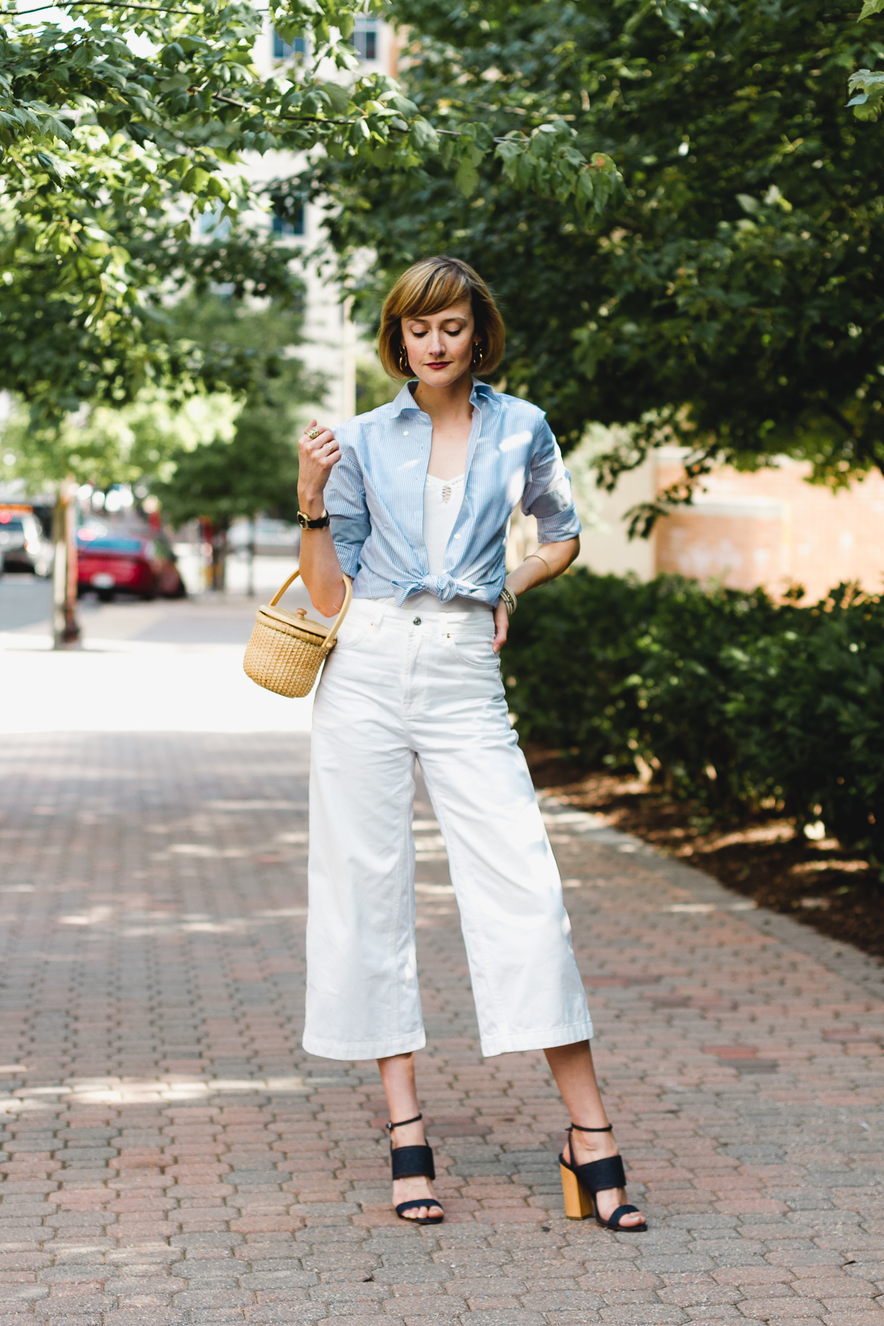 Brooks Brothers oxford and Topshop white jeans