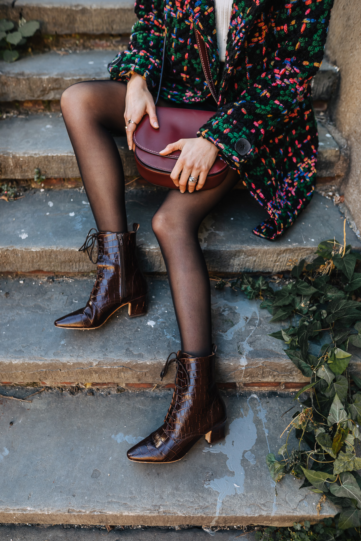 pointy-toe lace-up boots