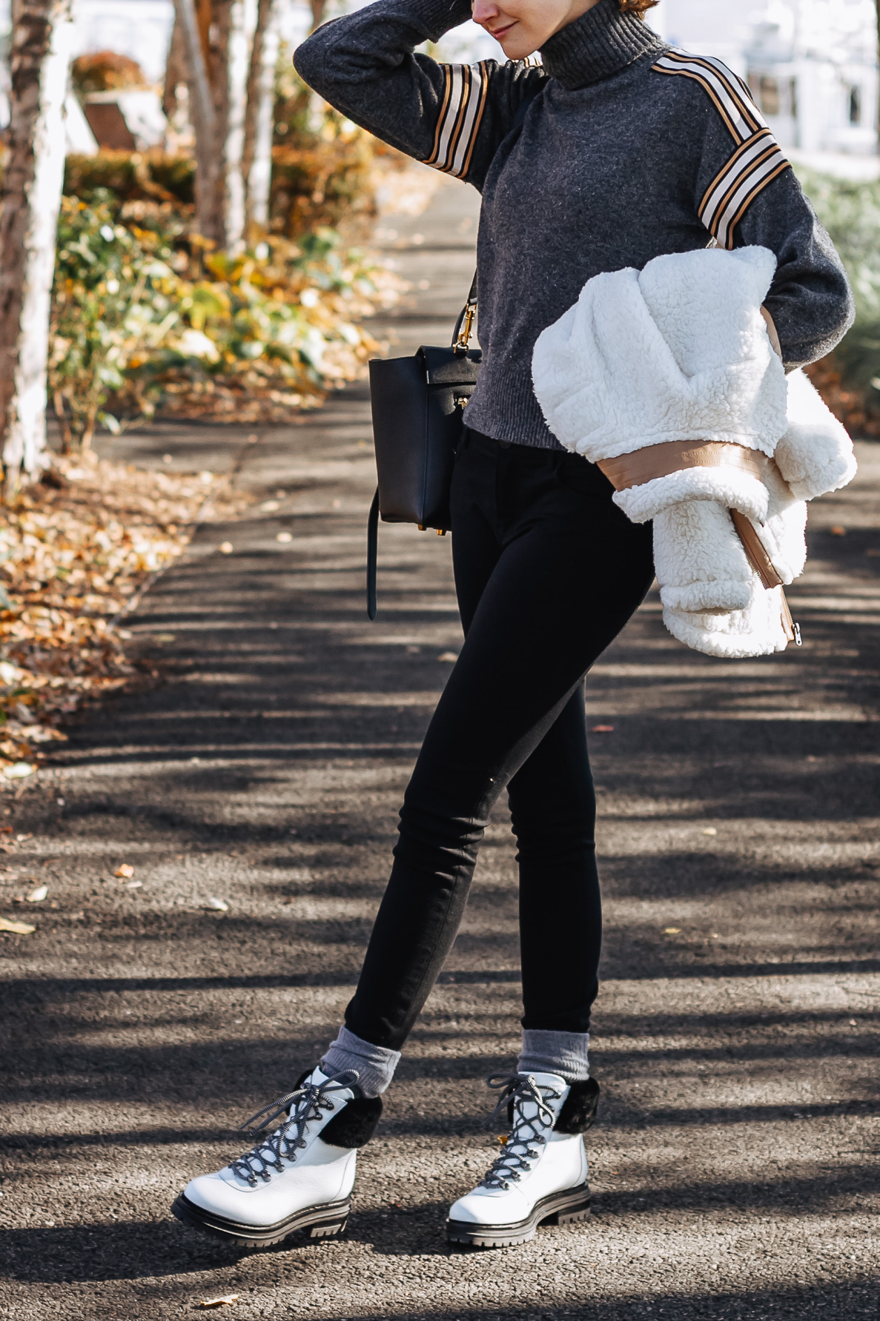 warm fleece & hiking boot winter outfit