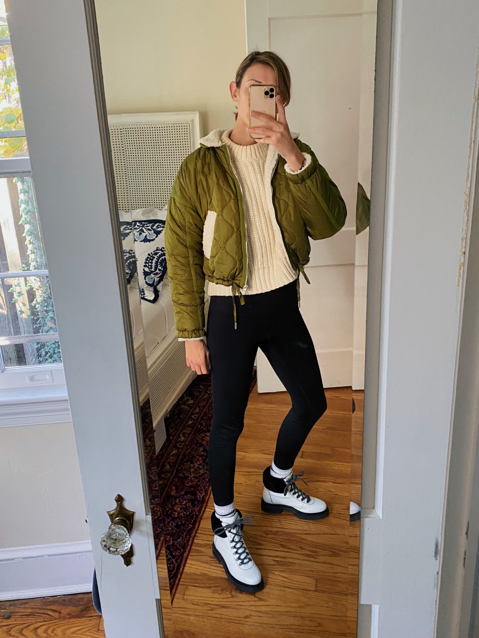 easy outerwear outfit ideas District of Chic