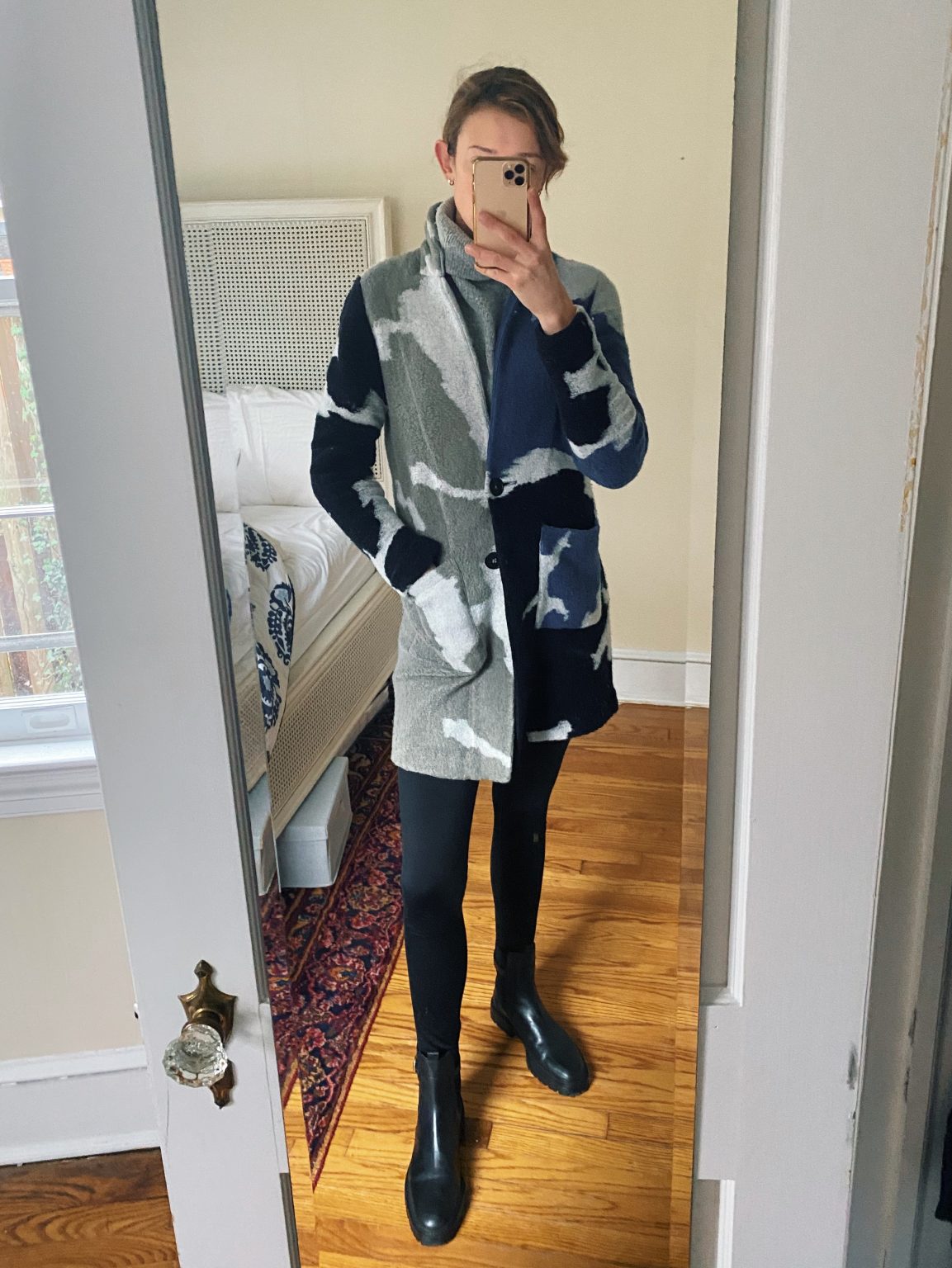 easy outerwear outfit ideas District of Chic